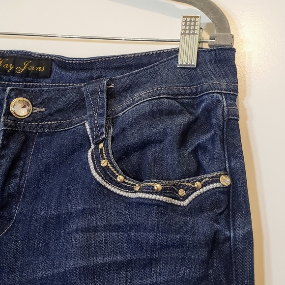 Way Women's Blue Jeans with Embellished Pockets Blingy Mid-Rise Bootcut Size 11 - Picture 7 of 13